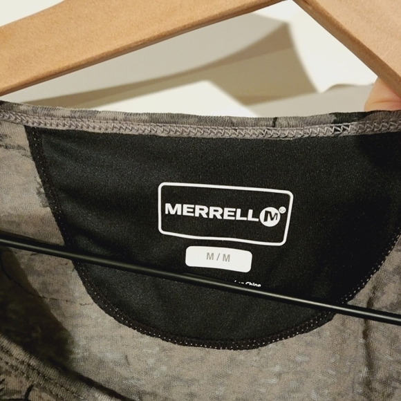 Merrell Cinch Gather Shoulder Burnout Tee Grey Flower Outdoor Hiking Shirt sz Md - Picture 5 of 9